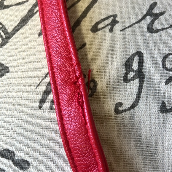 Michael Kors Crossbody - Picture 5 of 11